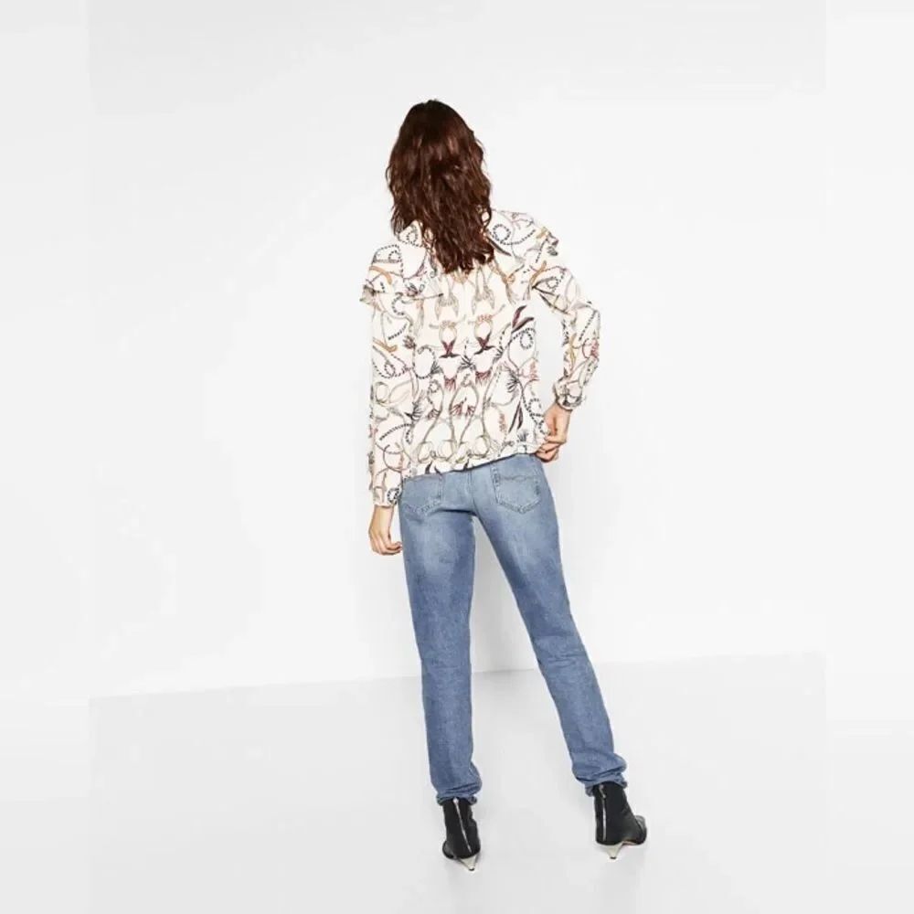 ✨DOUBLE FRILL CHAIN PRINT TOP✨ - Picture 2 of 4